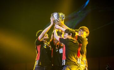 南财合规周报（第14期）：美团反垄断靴子落地被罚超30亿，上海市数据条例草案公开征求意见